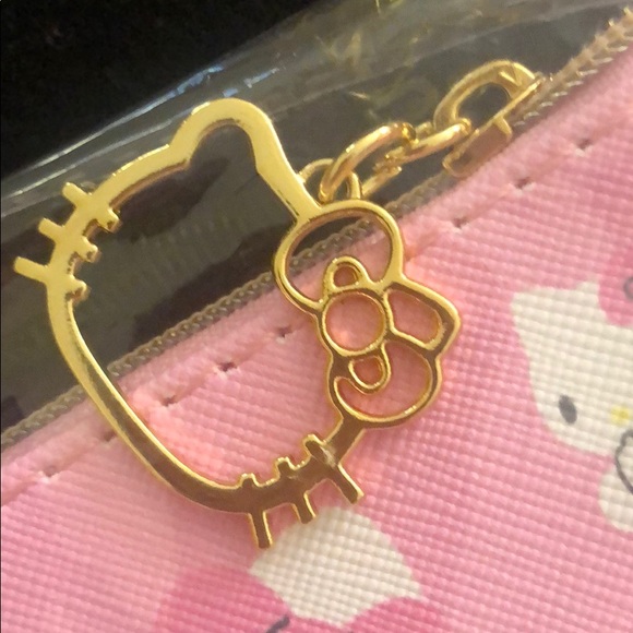 Hello Kitty - Picture 6 of 6